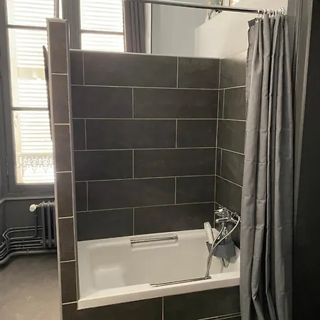 Le Grand If Panzió *